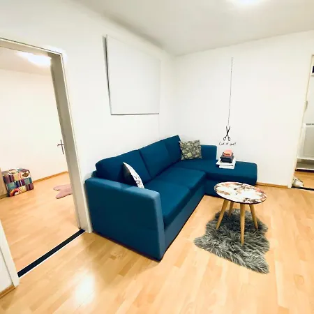 דירה 1br On The Beautiful Street In Center
