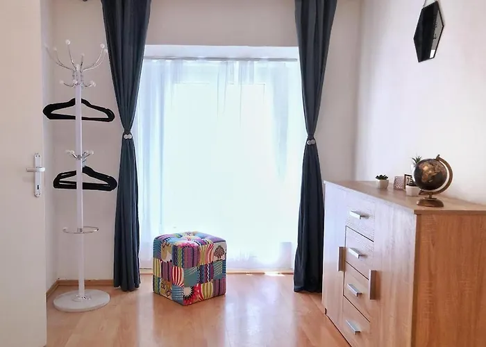 Apartma 1br On The Beautiful Street In Center Ljubljana