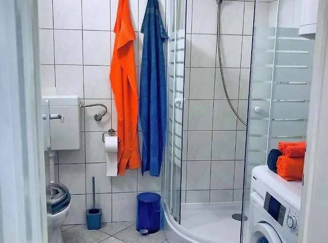 1br On The Beautiful Street In Center Lejlighed